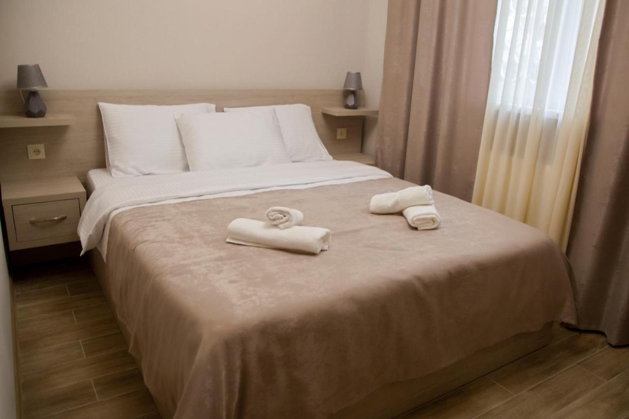 Hotel Triston Tbilisi Esterno foto