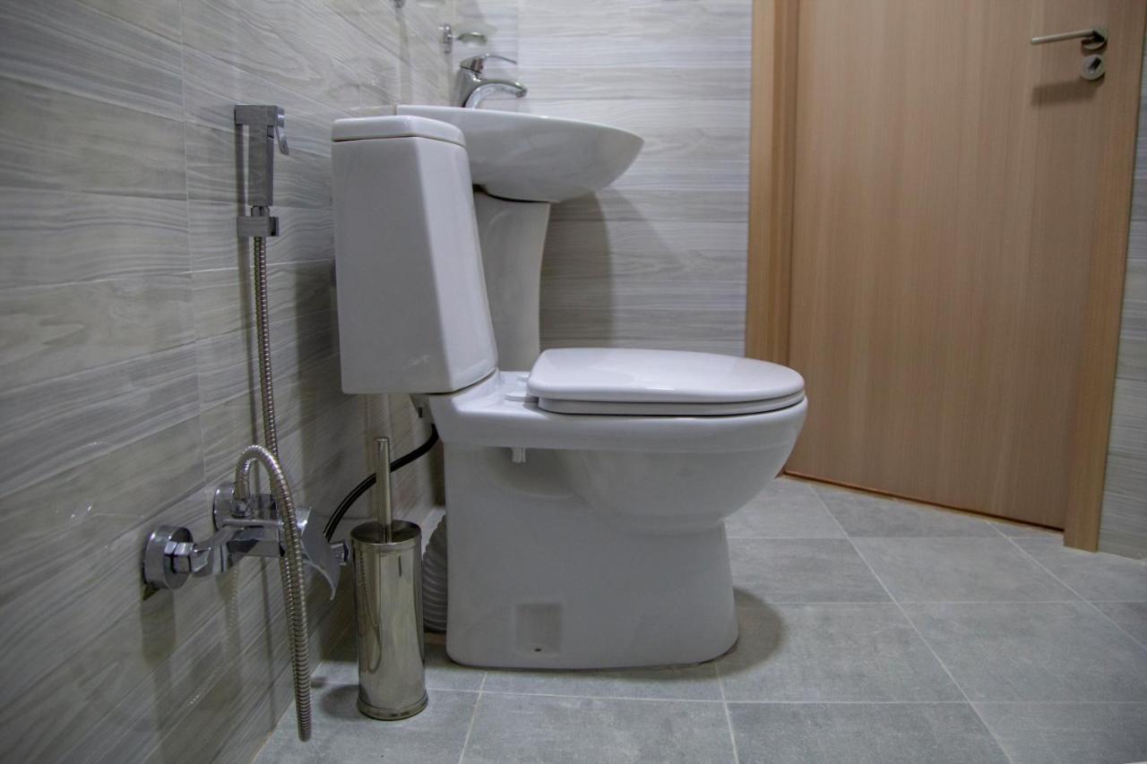 Hotel Triston Tbilisi Esterno foto