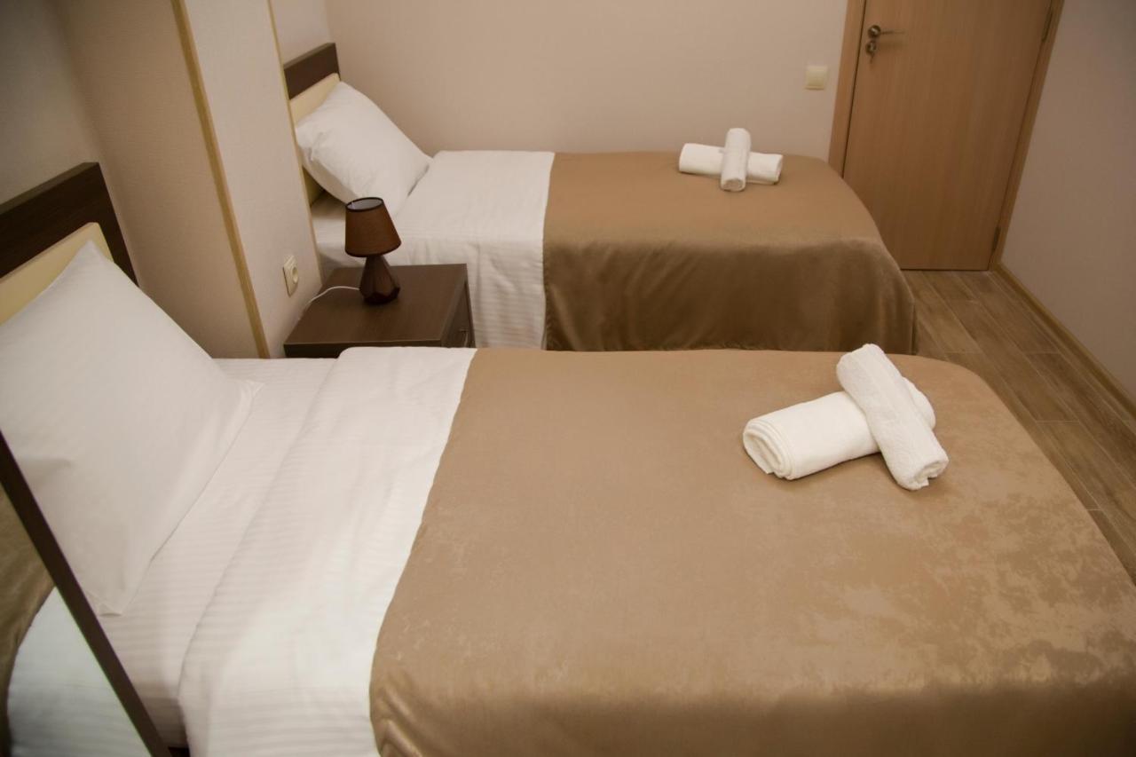 Hotel Triston Tbilisi Esterno foto